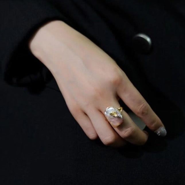 Baroque Freshwater Pearl Bee Ring