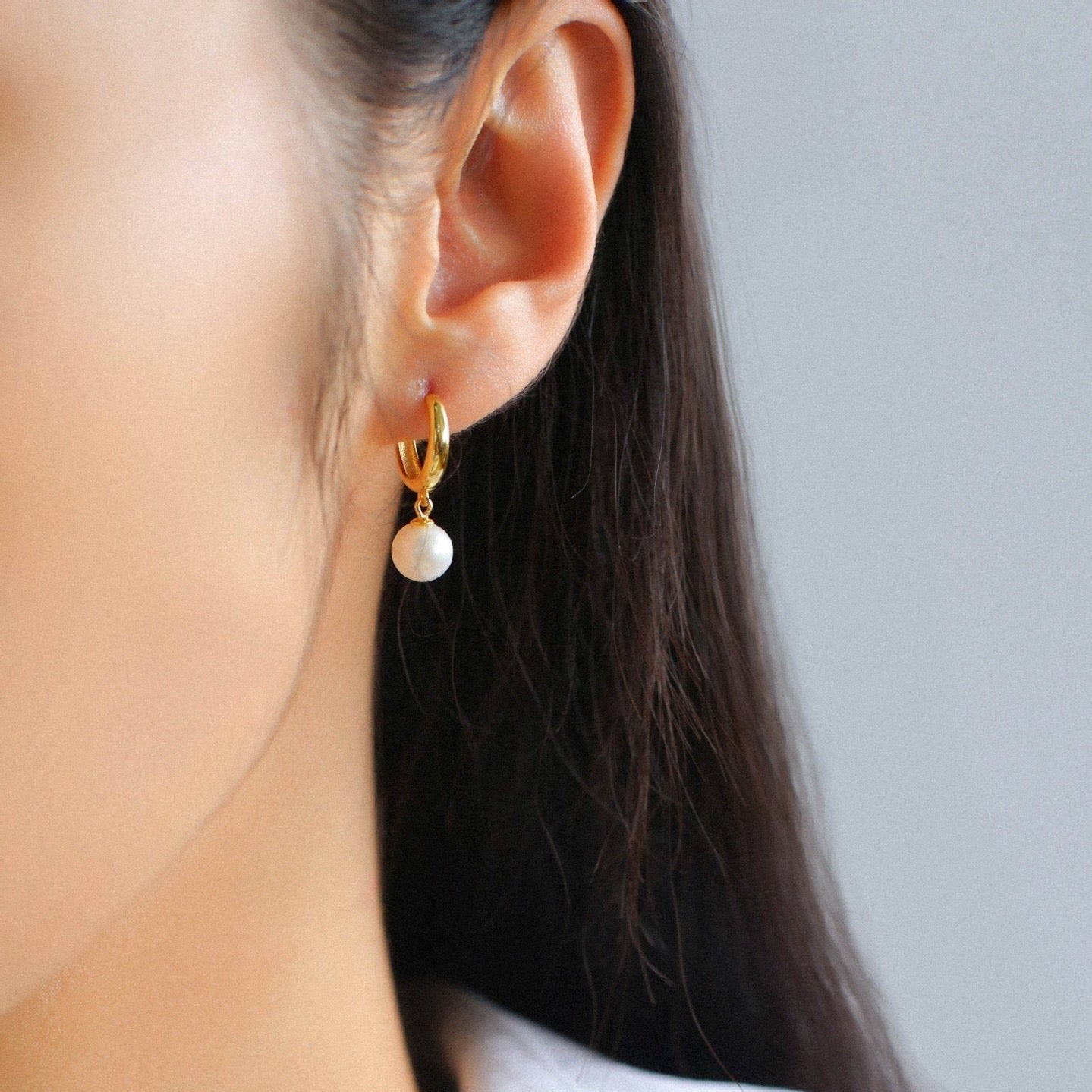 9-10mm Freshwater Pearl Drop Earrings