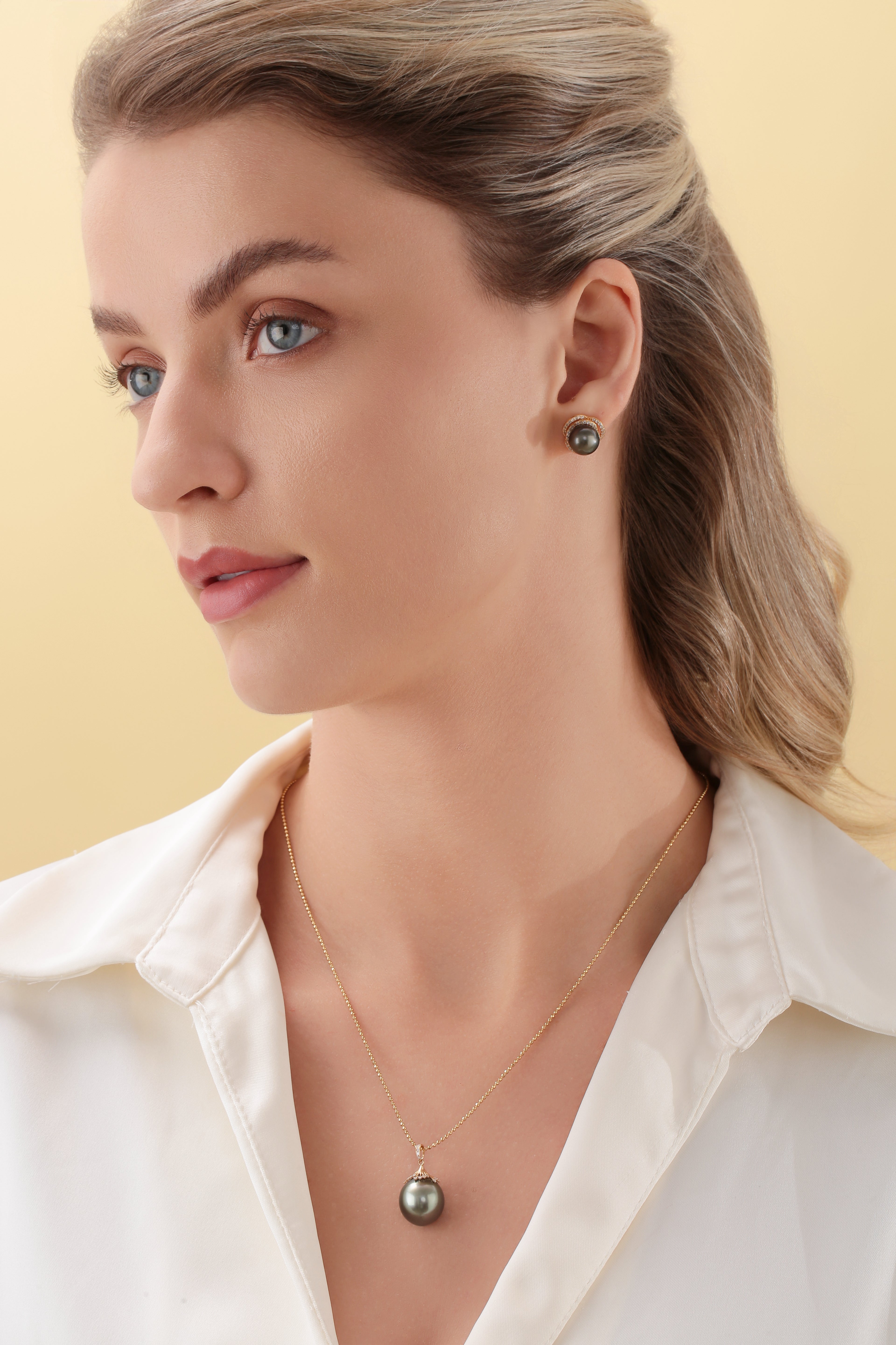 9-10mm Tahitian Pearl & Rose Earrings Necklace (Purchase Individually)