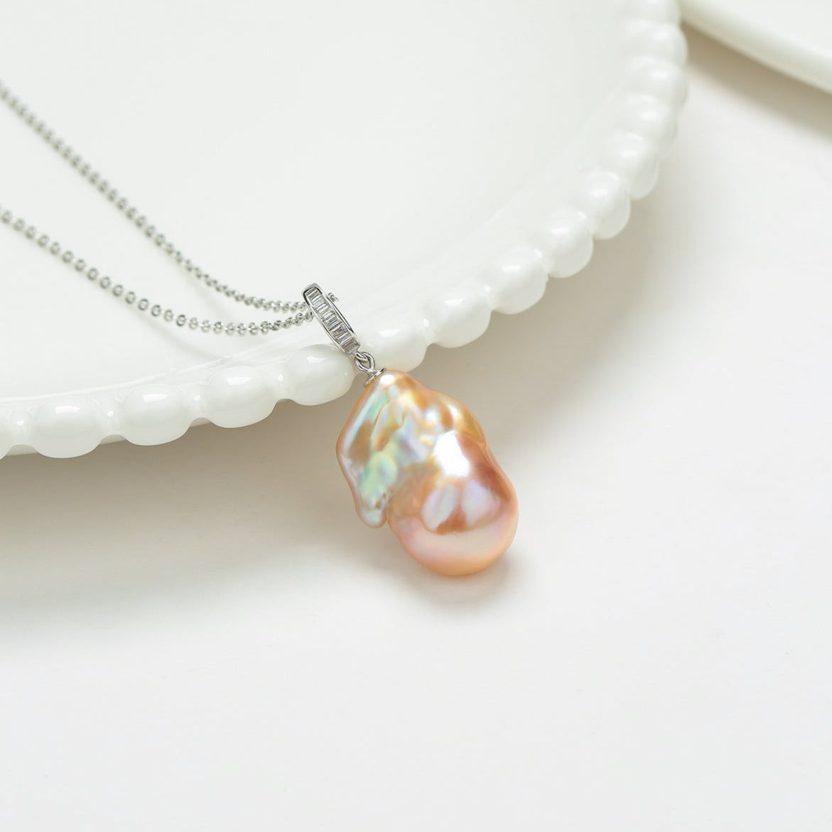 Large Pink Baroque Pearl Pendant Necklace