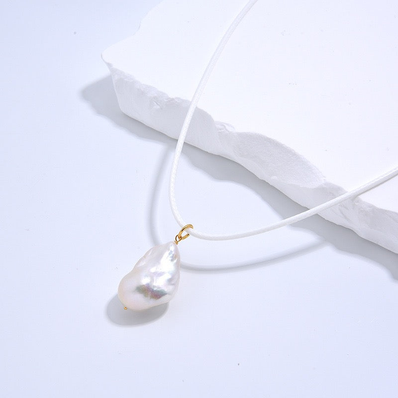 Baroque Pearl Leather Cord Necklace
