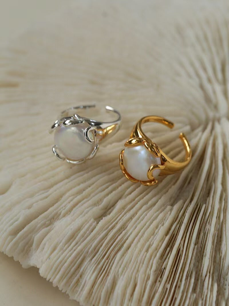 Flower Bud Baroque Pearl Ring