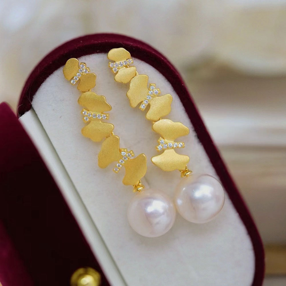 11-12mm Freshwater Pearl & Dancing Butterfly Earrings