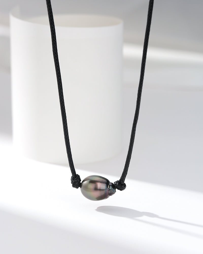 Tahitian Baroque Pearl Knotted Leather Necklace