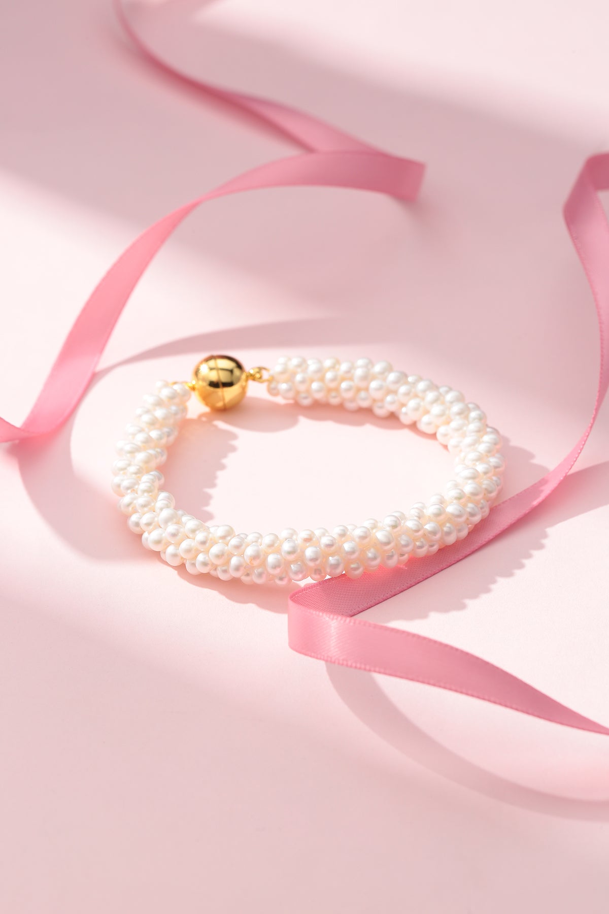 Mini Freshwater Pearls Bracelet with Magnetic Lock