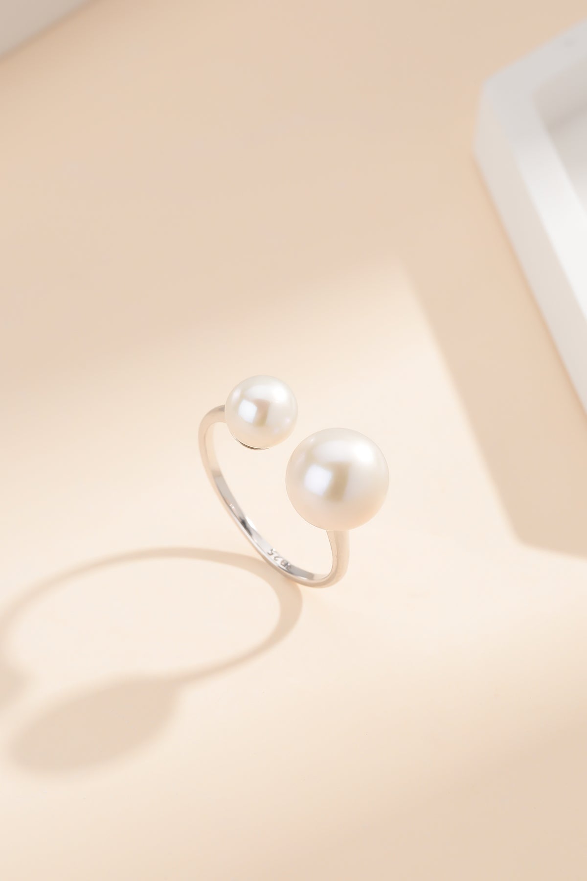 Dual Pearls Ring