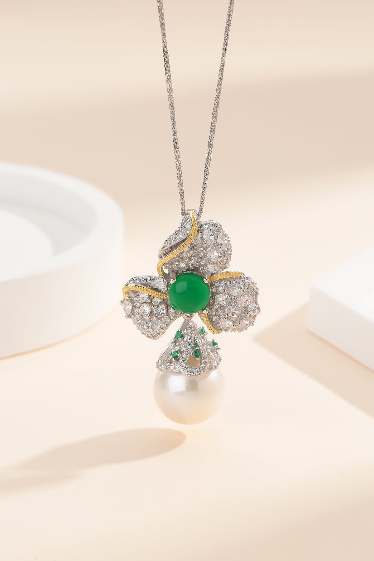 Green Gem Zirconia Floral Peal Pendant