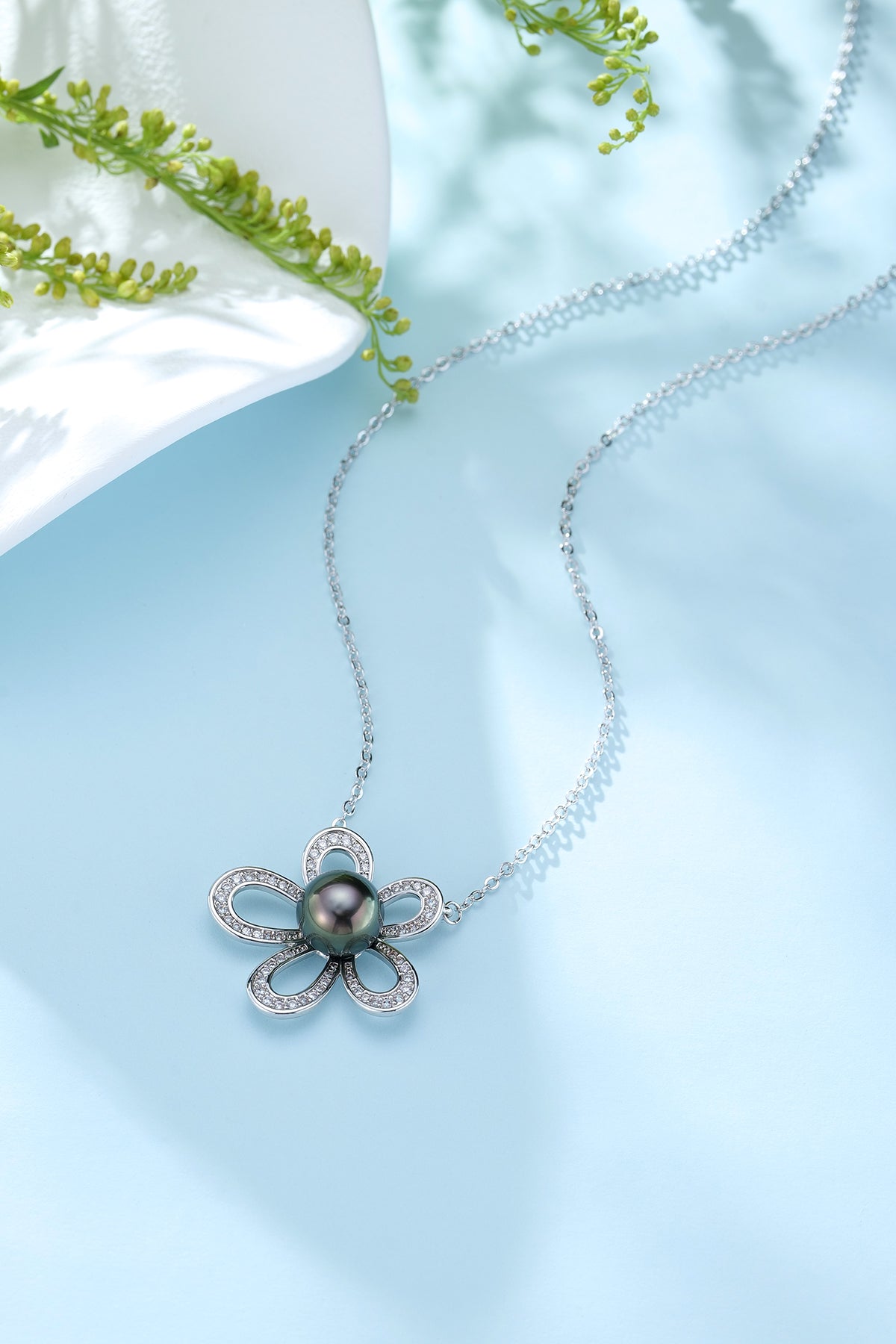 9-10mm Tahitian Pearl  Flower Pendant