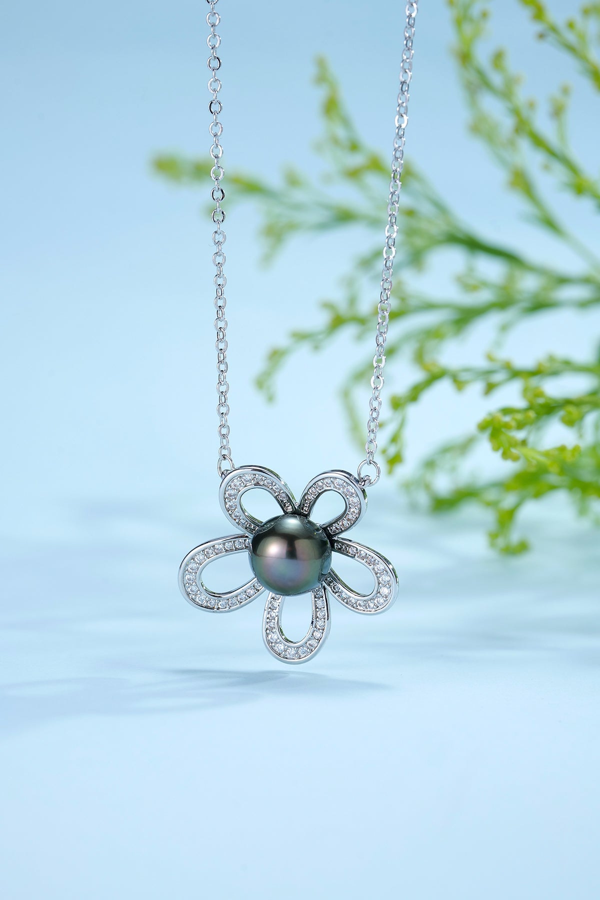 9-10mm Tahitian Pearl  Flower Pendant