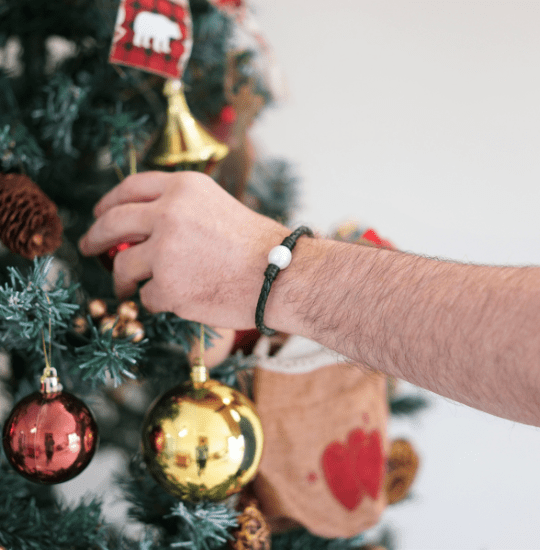 12-13mm Large Pearl Leather Bracelet in Stainless Steel