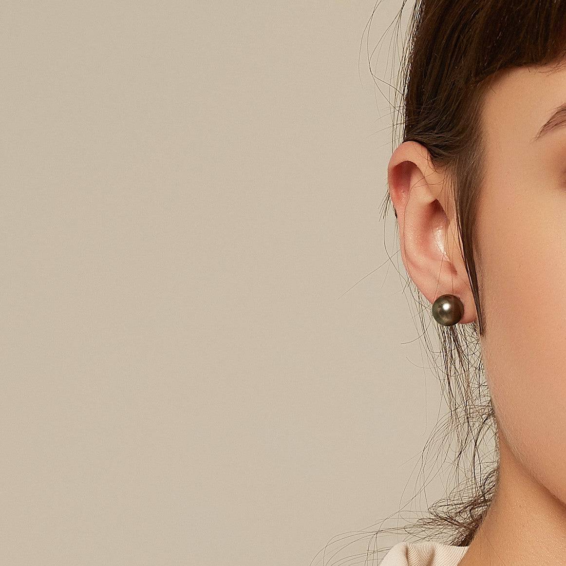 Tahitian South Sea Pearl & Stud Earrings