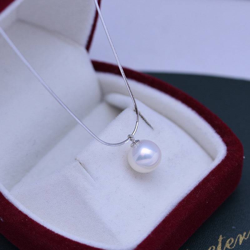 9-10mm Freshwater Pearl & Snake Chain Necklace