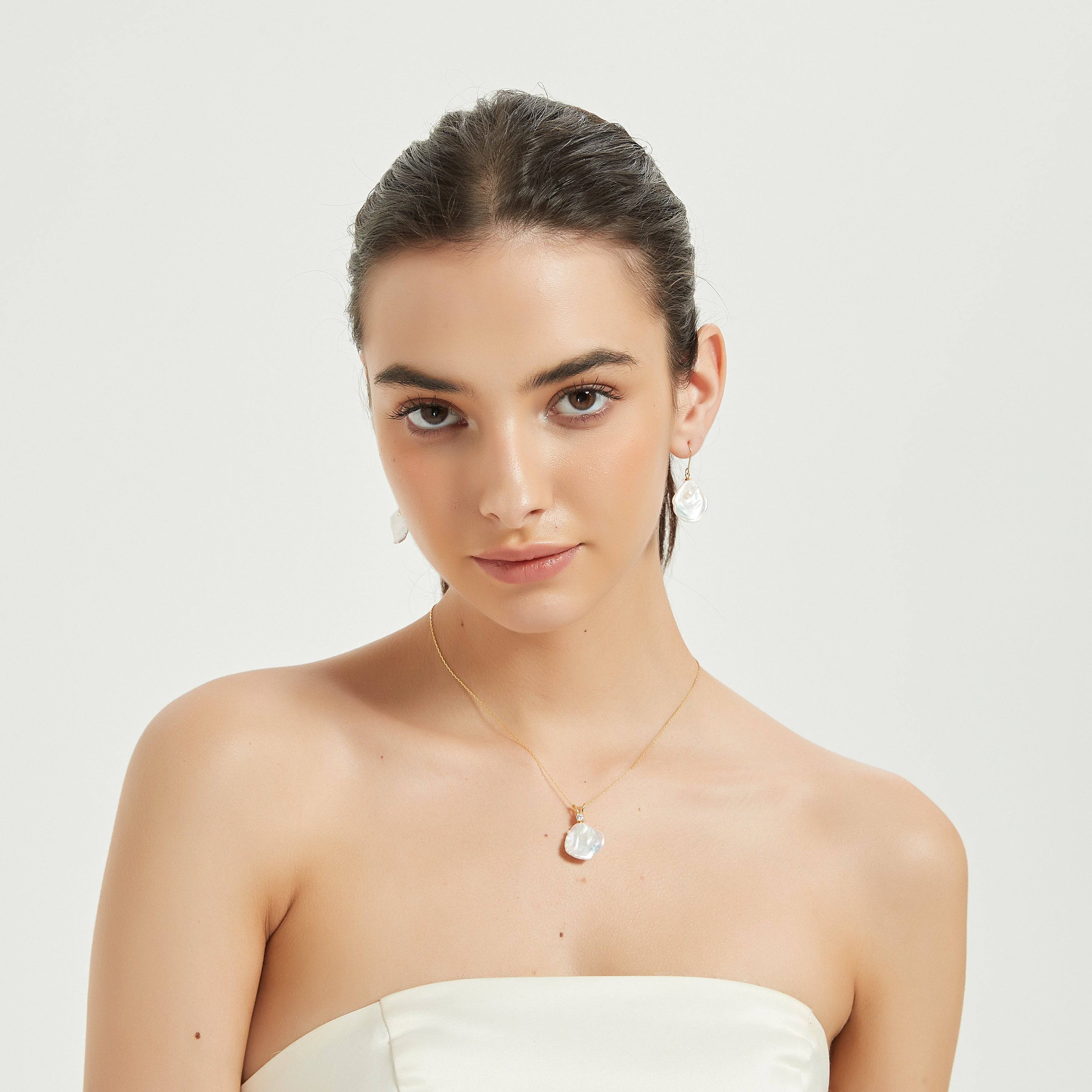 Petal-Shaped Floral Baroque Pearl Necklace