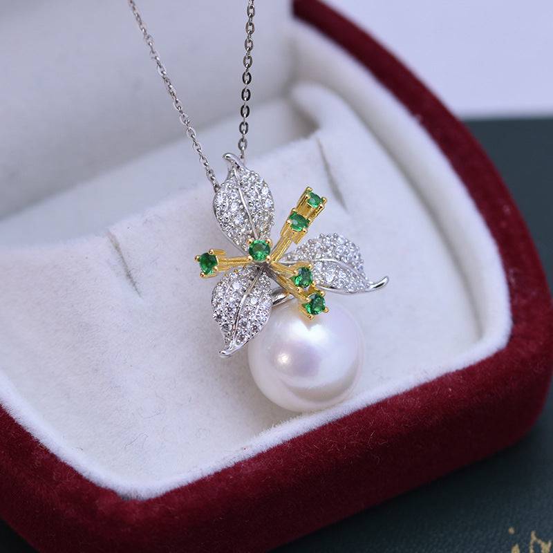 Floral CZ Freshwater Bella Pearl Pendant