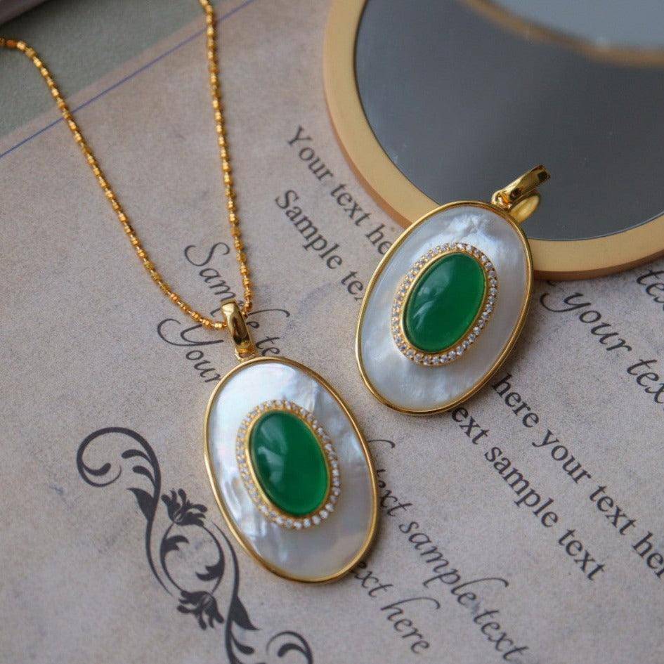 Green Onyx Mother of Pearls Pendant Necklace Gold Vermeil
