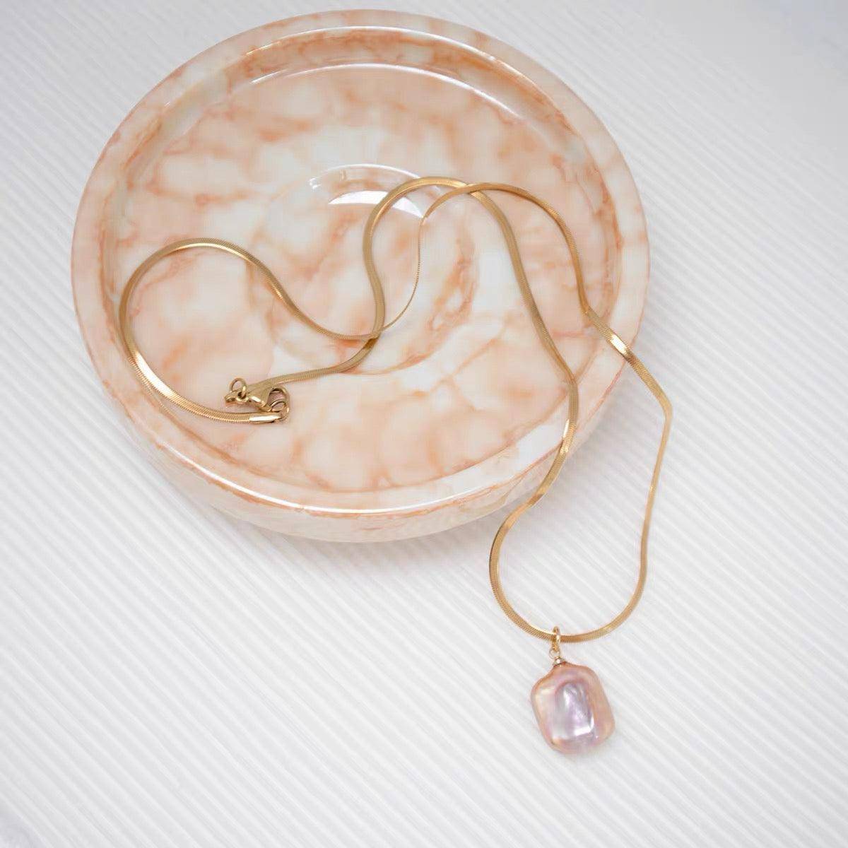 Baroque Freshwater Pearl Herringbone Chain Necklace
