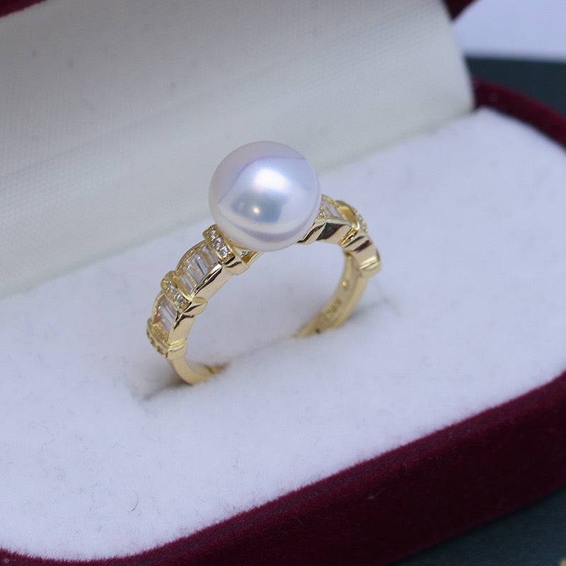 9-10mm Freshwater Pearl & Amanda Ring