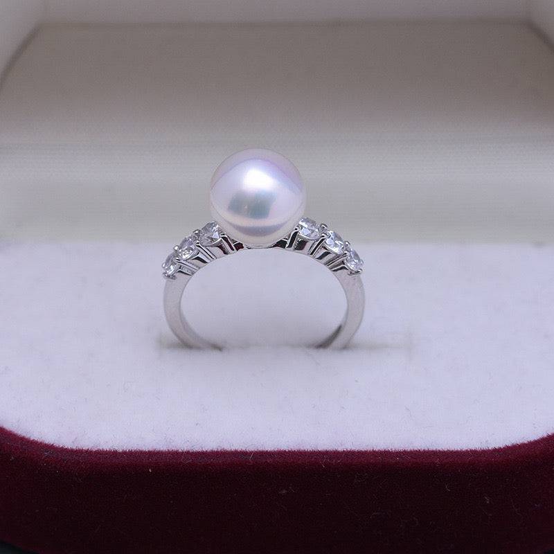 9-10mm Freshwater Pearl & Shine CZ Ring
