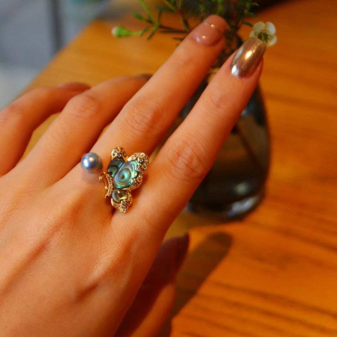 Butterfly Akoya Mother of Pearls Ring
