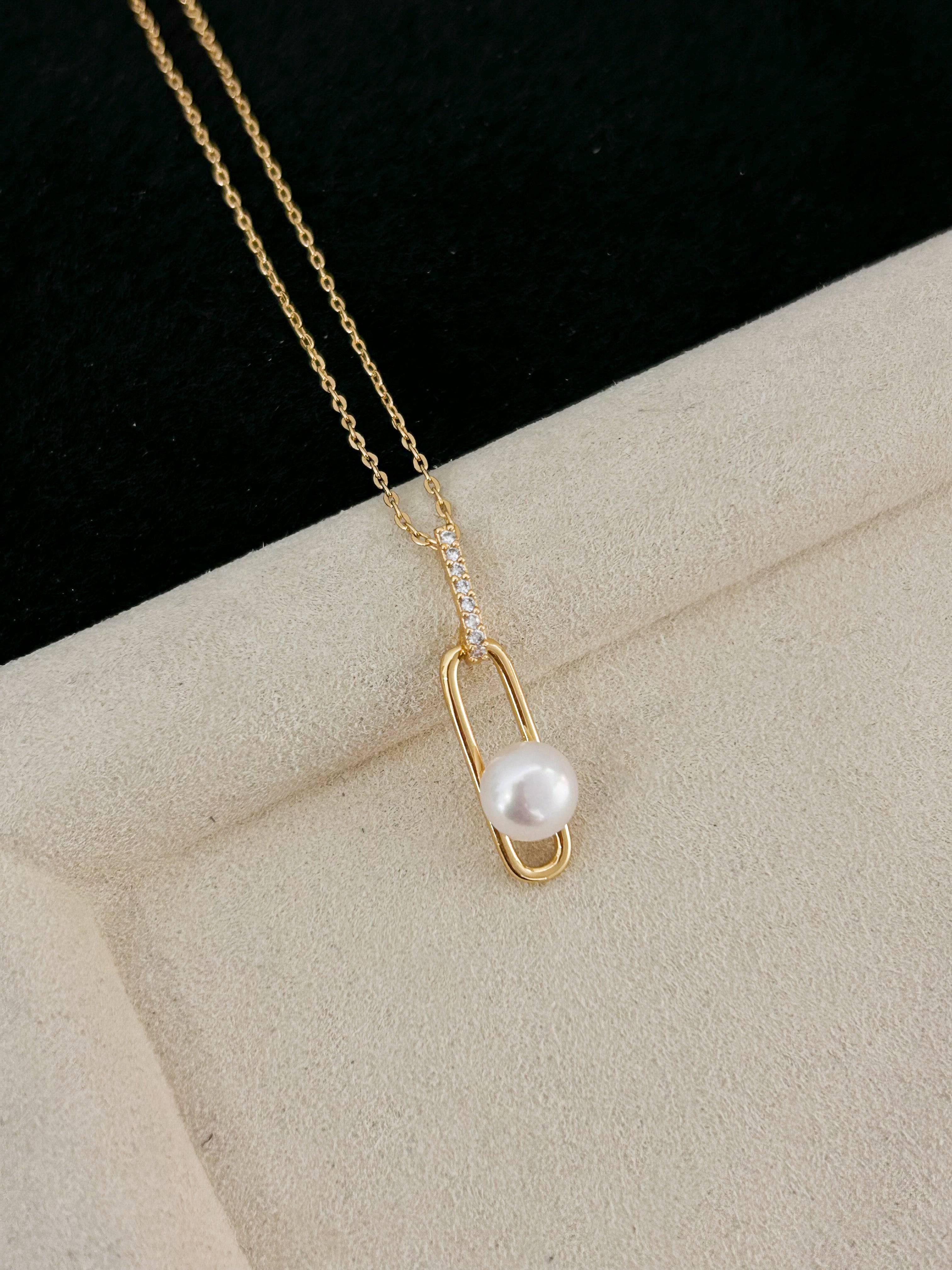 Fine Links Pearl Jewelry Set