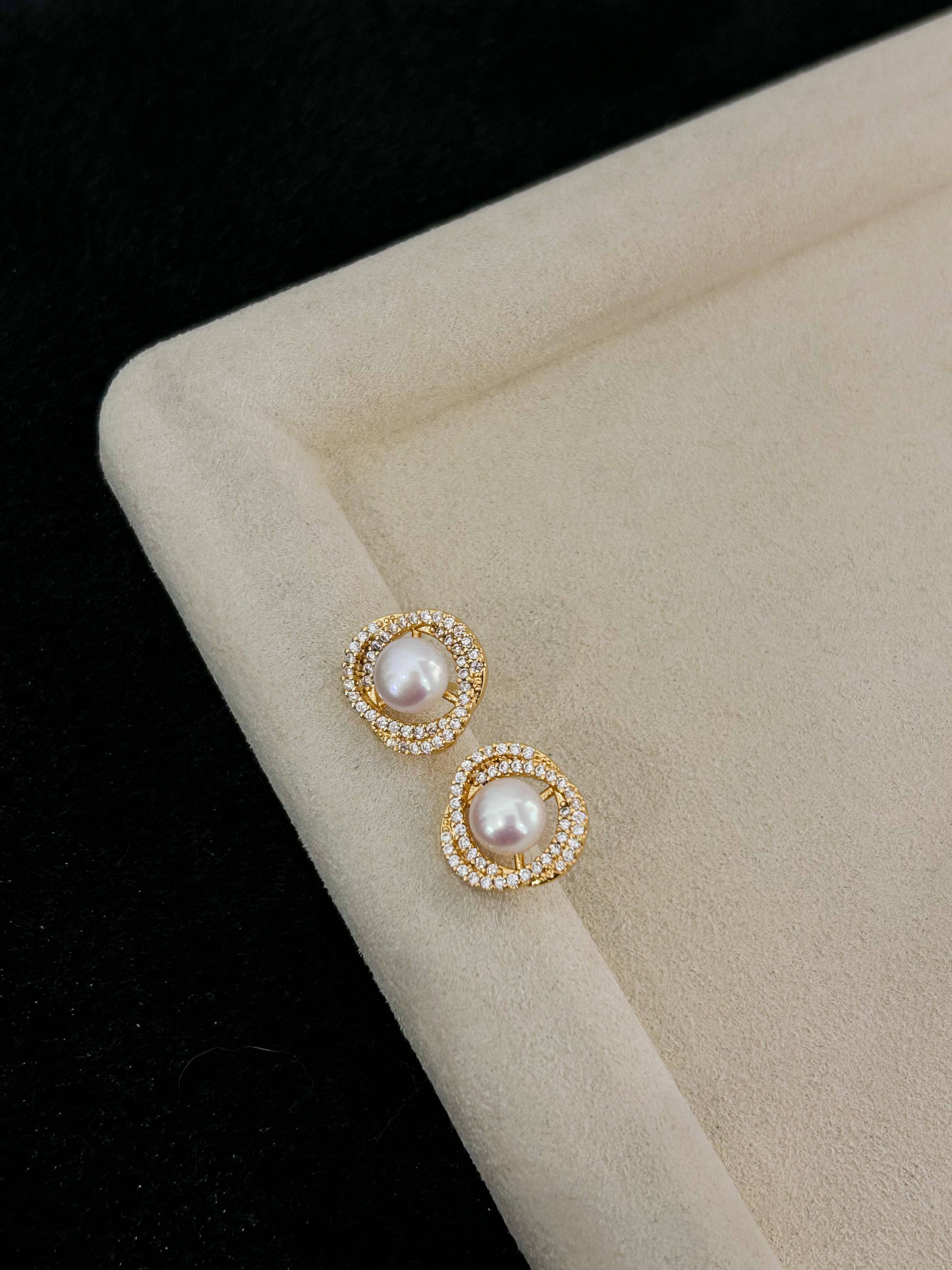 Floral CZ Button Pearl Jewelry Set